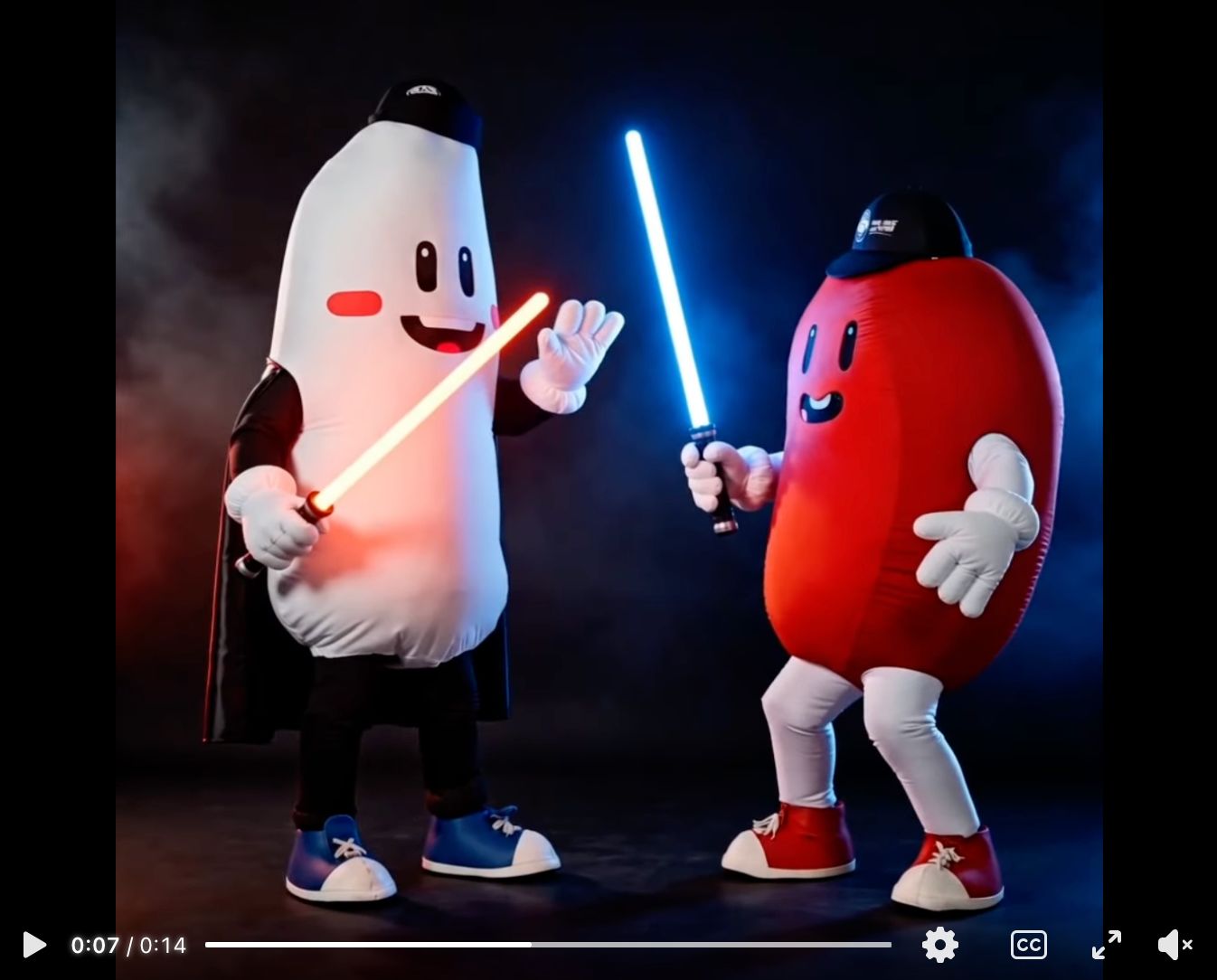 Botargas en parodia Star Wars con sables de luz